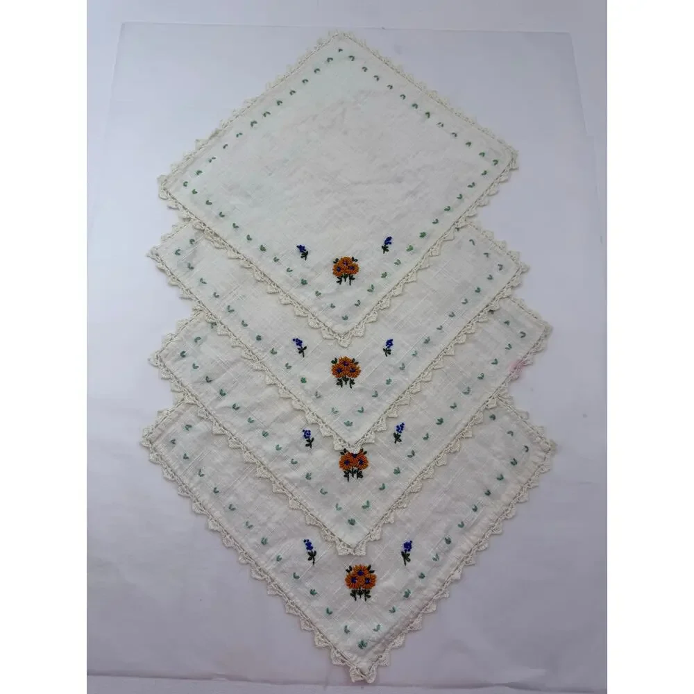Vintage Handmade Embroidered Linen Napkins Set of 4 Crochet Lace Floral Cottage